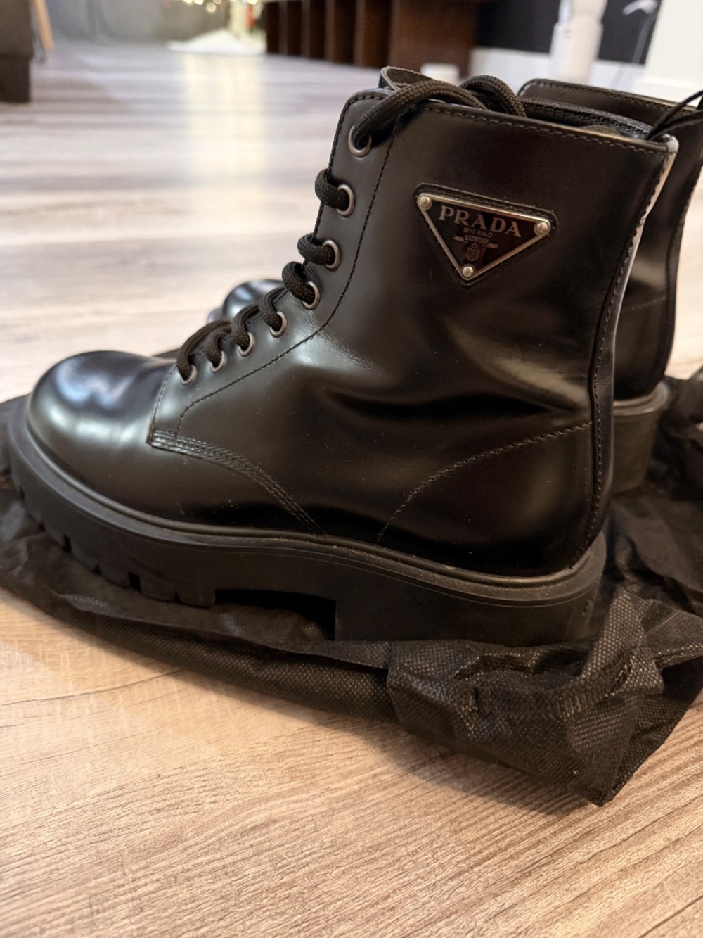 Men's Prada Laced Black Boots - Size 7 - Lightly Used - Picture 6 of 16
